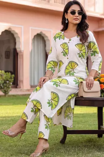 Women Printed Regular Pure Cotton Kurta with Trousers