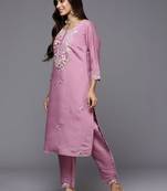 Women Floral Embroidered Regular Thread Work Kurta with Trousers & With Dupatta