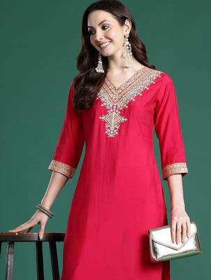 Women Ethnic Motifs Embroidered Regular Thread Work Kurta with Trousers 2