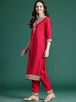 Women Ethnic Motifs Embroidered Regular Thread Work Kurta with Trousers 4