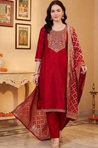 Women Ethnic Motifs Embroidered Regular Kurta with Trousers & With Dupatta