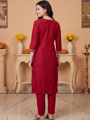 Women Ethnic Motifs Embroidered Regular Kurta with Trousers & With Dupatta 4