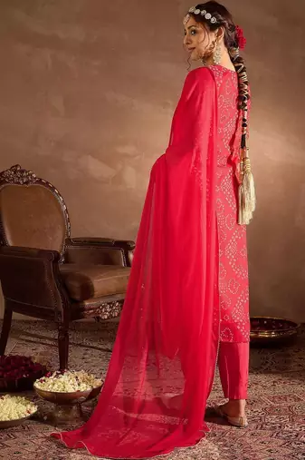 Women Ethnic Motifs Printed Thread Work Silk Chiffon Kurta with Trouser & Dupatta