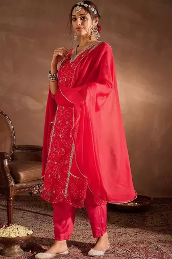 Women Ethnic Motifs Printed Thread Work Silk Chiffon Kurta with Trouser & Dupatta