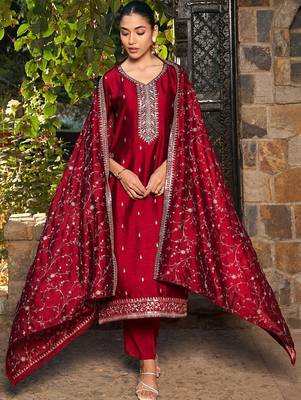 Women Ethnic Motifs Embroidered Regular Thread Work Kurta with Trousers & With Dupatta 1