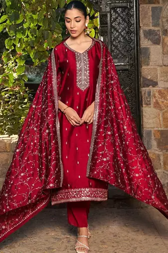 Women Ethnic Motifs Embroidered Regular Thread Work Kurta with Trousers & With Dupatta