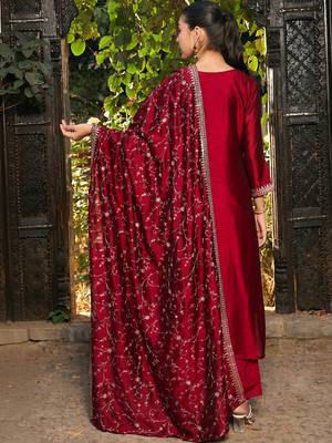 Women Ethnic Motifs Embroidered Regular Thread Work Kurta with Trousers & With Dupatta 6