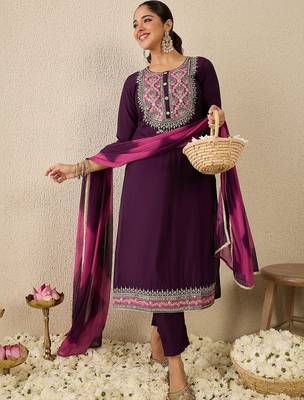 Women Ethnic Motifs Embroidered Regular Thread Work Kurta with Trousers & With Dupatta 3