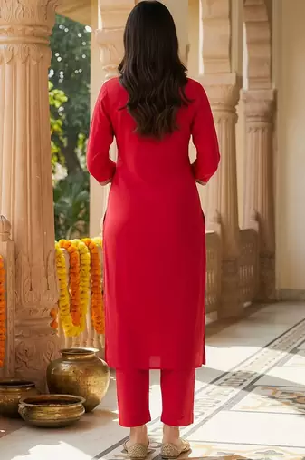 Women Ethnic Motifs Embroidered Regular Thread Work Kurta with Trousers & With Dupatta