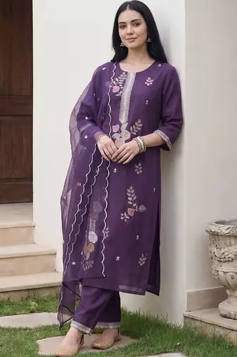 Women Ethnic Motifs Embroidered Regular Thread Work Kurta with Trousers & With Dupatta