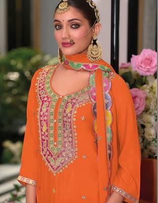 Women Ethnic Motifs Embroidered Regular Sequinned Kurta with Sharara & With Dupatta 2