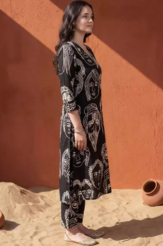 Women Printed Regular Pure Cotton Kurta with Trousers