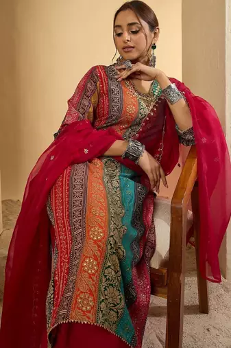 Women Ethnic Motifs Regular Kurta with Salwar & With Dupatta