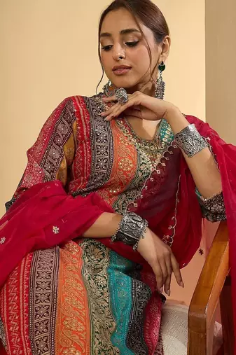 Women Ethnic Motifs Regular Kurta with Salwar & With Dupatta
