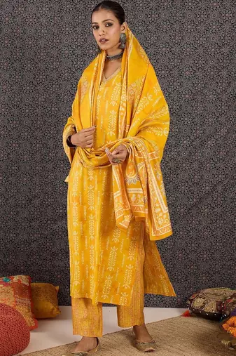 Women Ethnic Motifs Printed Regular Chanderi Silk Kurta with Trousers & With Dupatta