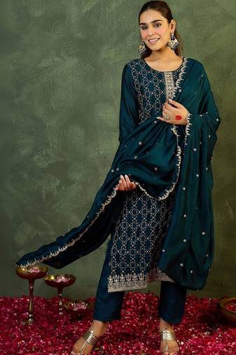 Women Ethnic Motifs Embroidered Regular Thread Work Kurta with Trousers & With Dupatta
