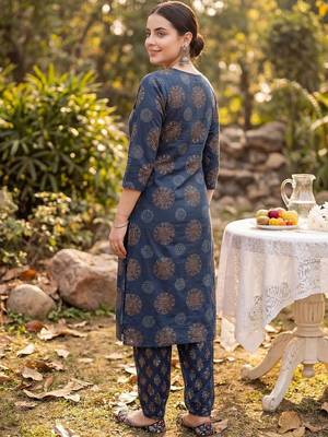 Women Ethnic Motifs Printed Regular Pure Cotton Kurta with Trousers 5