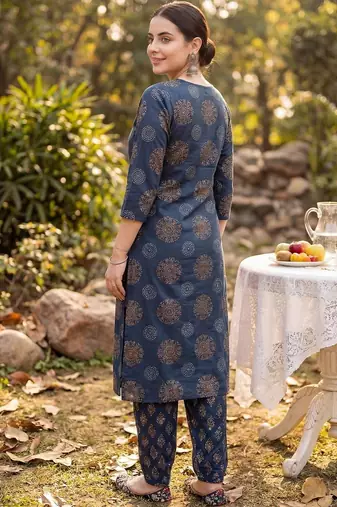 Women Ethnic Motifs Printed Regular Pure Cotton Kurta with Trousers