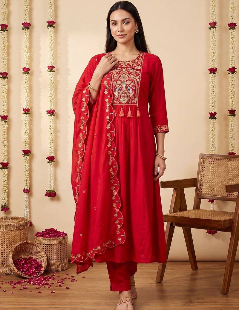 Women Ethnic Motifs Embroidered Regular Thread Work Kurta with Trousers & With Dupatta