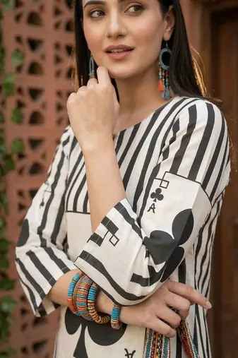 Women Striped Regular Pure Cotton Kurta with Trousers