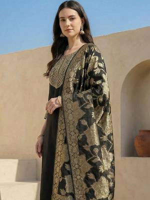 Women Ethnic Motifs Embroidered Regular Kurta with Trousers & With Dupatta 4
