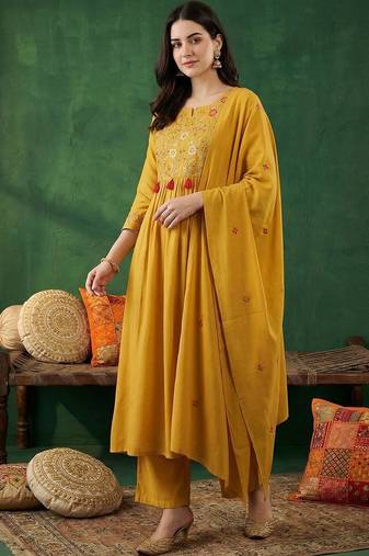 Women Ethnic Motifs Embroidered Empire Thread Work Kurta with Trousers & With Dupatta
