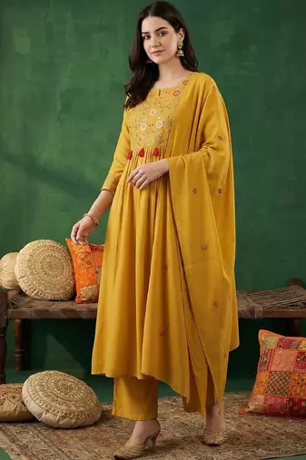Women Ethnic Motifs Embroidered Empire Thread Work Kurta with Trousers & With Dupatta