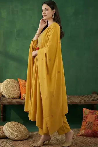 Women Ethnic Motifs Embroidered Empire Thread Work Kurta with Trousers & With Dupatta