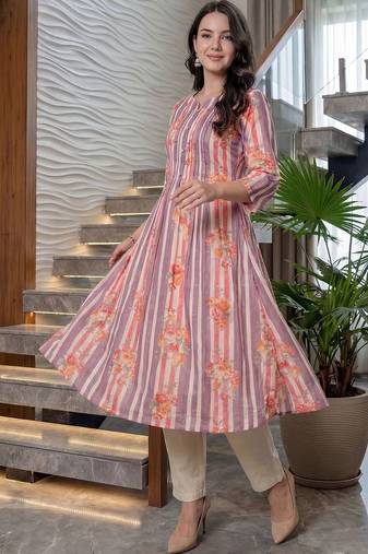 Women Floral Printed Regular Pure Cotton Kurta with Trousers