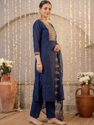 Women Ethnic Motifs Embroidered Regular Kurta with Trousers & With Dupatta 2