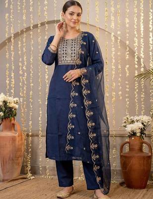 Women Ethnic Motifs Embroidered Regular Kurta with Trousers & With Dupatta 5