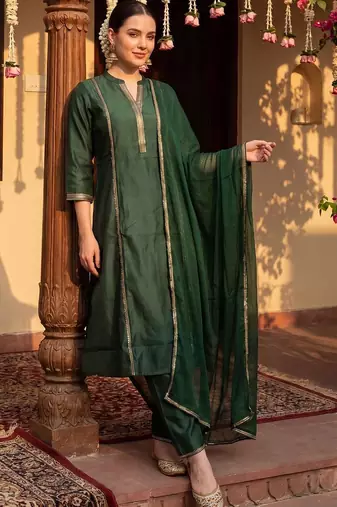 Women Regular Liva Kurta with Trousers & With Dupatta