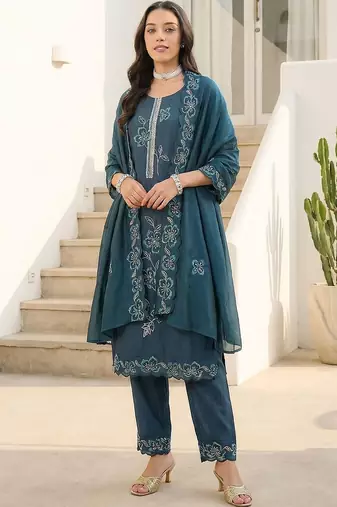 Women Floral Embroidered Regular Thread Work Kurta with Trousers & With Dupatta