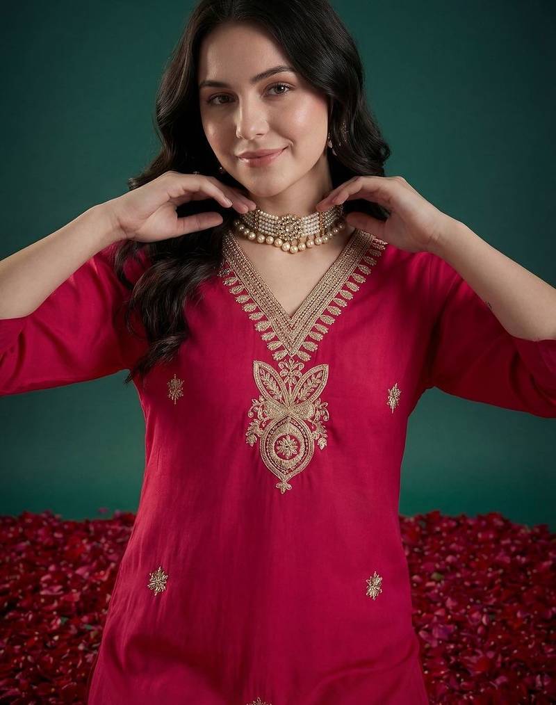 Women Ethnic Motifs Embroidered Regular Thread Work Kurta with Trousers & With Dupatta