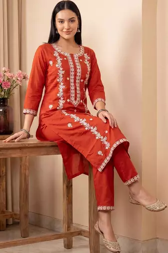 Women Ethnic Motifs Embroidered Regular Thread Work Kurta with Trousers