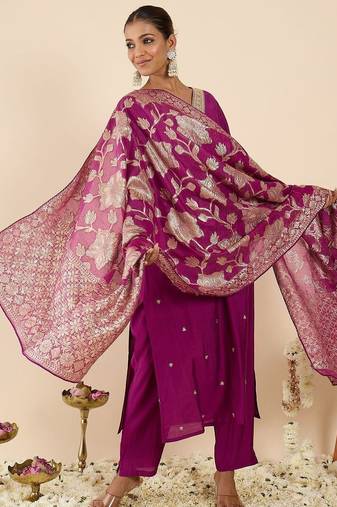 Women Ethnic Motifs Embroidered Regular Kurta with Trousers & With Dupatta