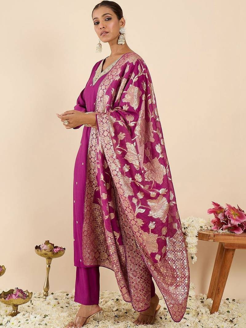 Women Ethnic Motifs Embroidered Regular Kurta with Trousers & With Dupatta