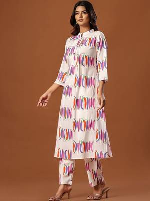 Women Printed Regular Pure Cotton Kurta with Palazzos 2