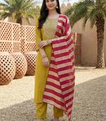 Women Ethnic Motifs Embroidered Regular Thread Work Kurta with Trousers & With Dupatta