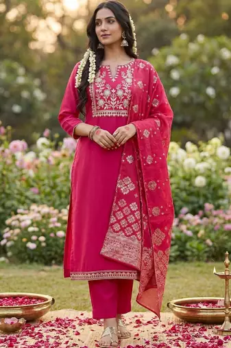 Women Ethnic Motifs Embroidered Regular Thread Work Kurta with Trousers & With Dupatta