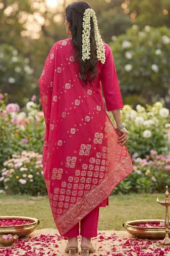 Women Ethnic Motifs Embroidered Regular Thread Work Kurta with Trousers & With Dupatta