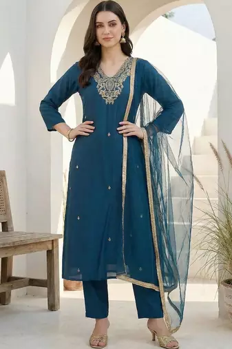 Women Ethnic Motifs Embroidered Regular Kurta with Trousers & With Dupatta