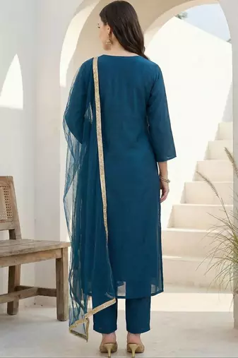 Women Ethnic Motifs Embroidered Regular Kurta with Trousers & With Dupatta