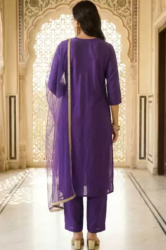 Women Ethnic Motifs Embroidered Regular Thread Work Kurta with Trousers & With Dupatta