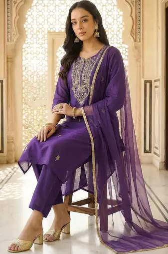 Women Ethnic Motifs Embroidered Regular Thread Work Kurta with Trousers & With Dupatta
