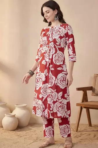 Women Floral Printed Regular Pure Cotton Kurta with Trousers