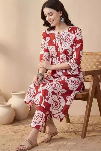 Women Floral Printed Regular Pure Cotton Kurta with Trousers