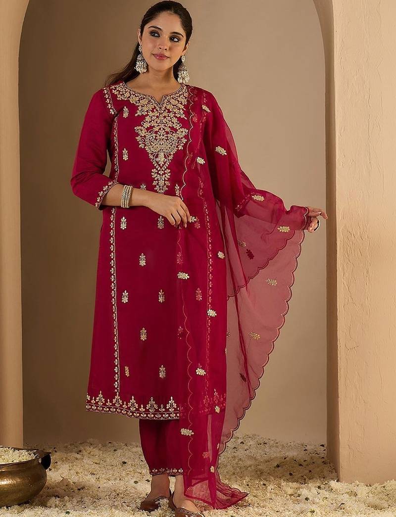 Women Ethnic Motifs Embroidered Regular Kurta with Trousers & With Dupatta