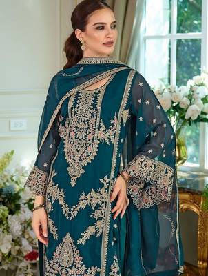 Women Ethnic Motifs Embroidered Regular Thread Work Kurta with Trousers & With Dupatta 2