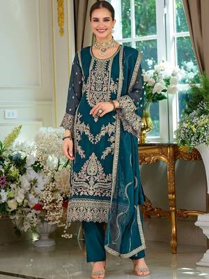 Women Ethnic Motifs Embroidered Regular Thread Work Kurta with Trousers & With Dupatta 4